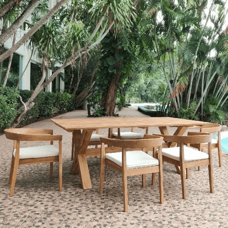 2 Outdoor Patio Furniture in Coral Gables